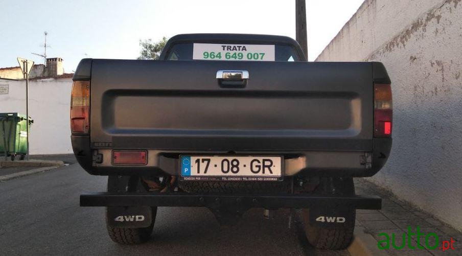 1996' Toyota Hilux 4X4 photo #3