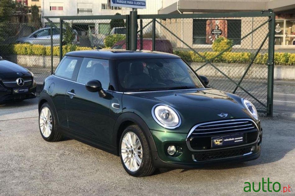 2014' MINI Cooper D photo #1