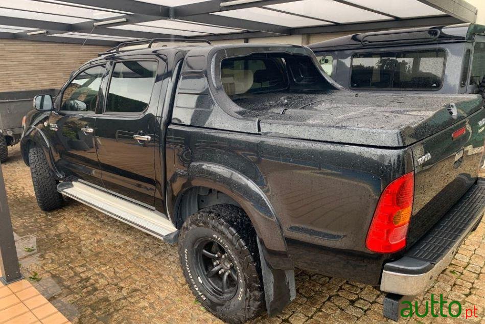 2008' Toyota Hilux photo #2