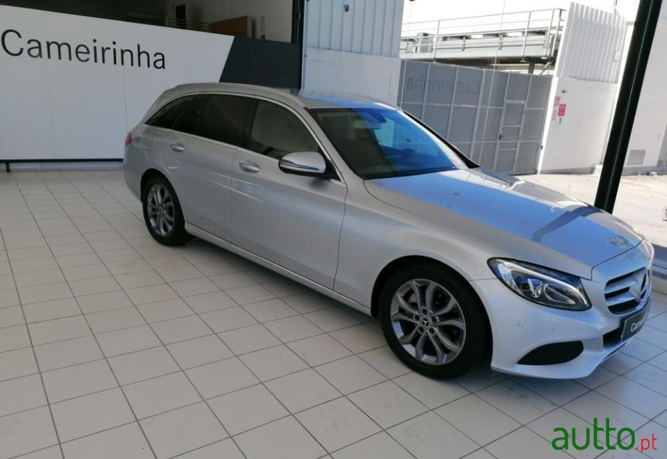 2018' Mercedes-Benz C-200 photo #3