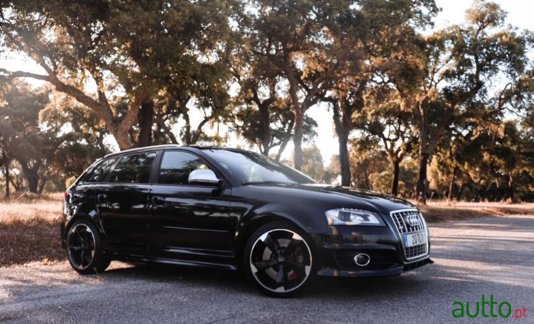 2010' Audi S3 Sportback photo #1