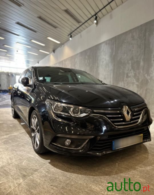 2017' Renault Megane photo #2
