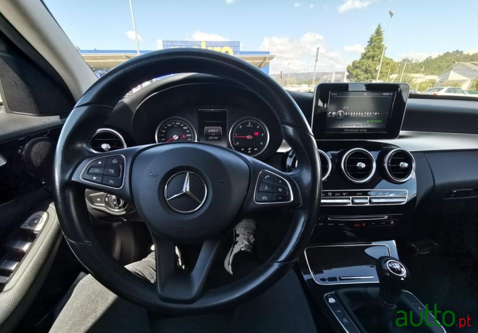 2014' Mercedes-Benz C-220 photo #5