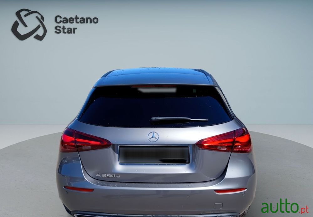 2024' Mercedes-Benz A 250 E photo #5