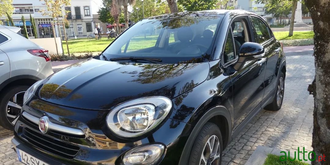 2017' Fiat 500X photo #3