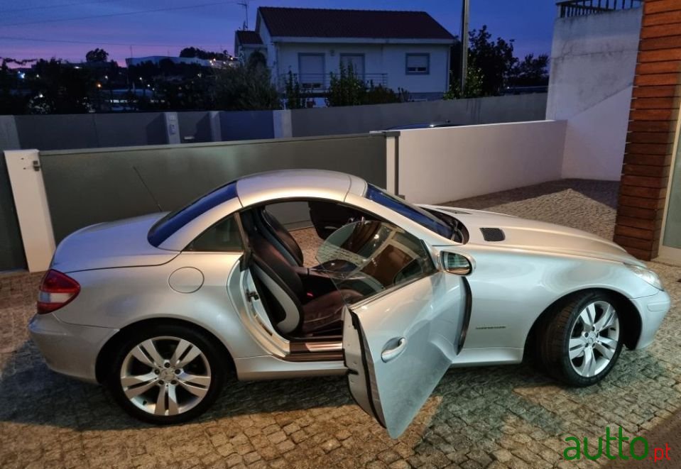 2004' Mercedes-Benz Slk-200 photo #3