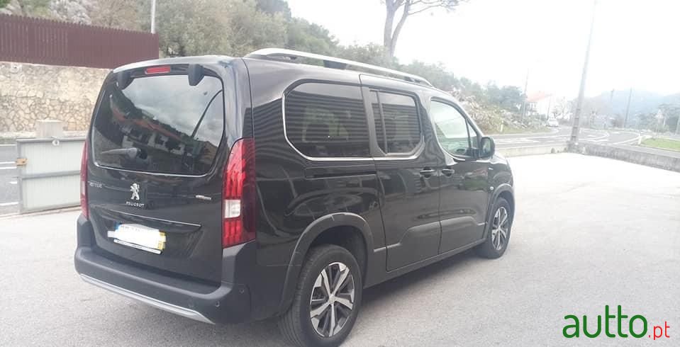 2019' Peugeot Rifter photo #3