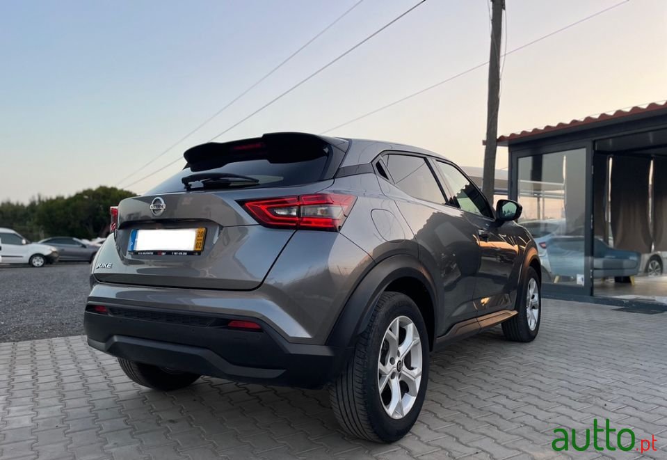 2020' Nissan Juke photo #3