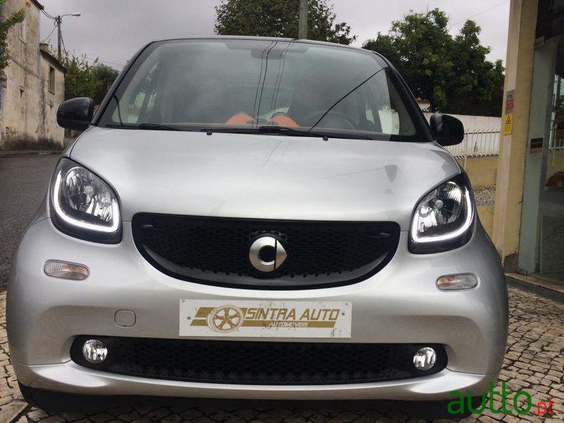 2015' Smart Fortwo 1.0 passion 71 photo #1