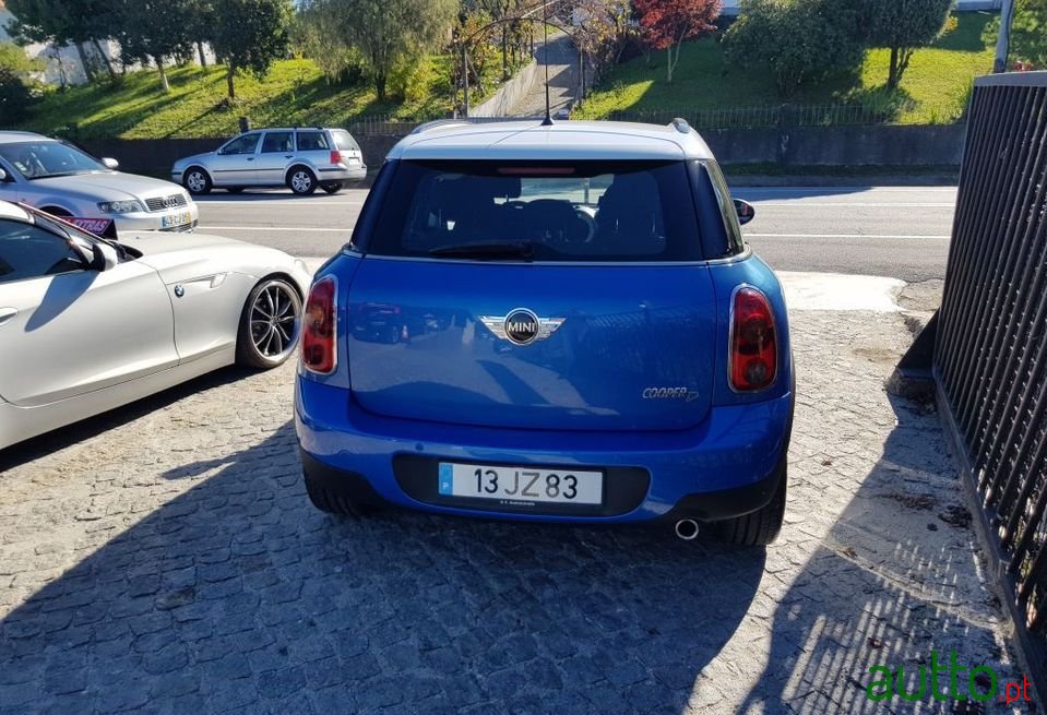2010' MINI Countryman photo #3