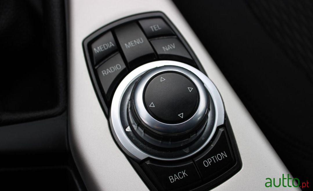 2017' BMW 116 photo #6