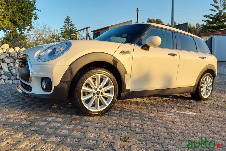 2017' MINI Clubman photo #1