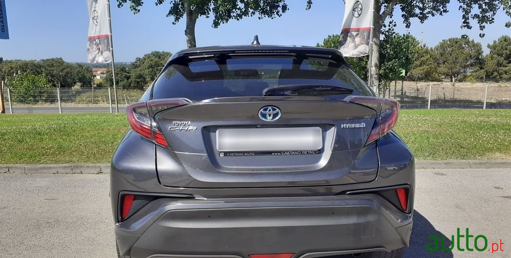 2018' Toyota C-HR photo #4