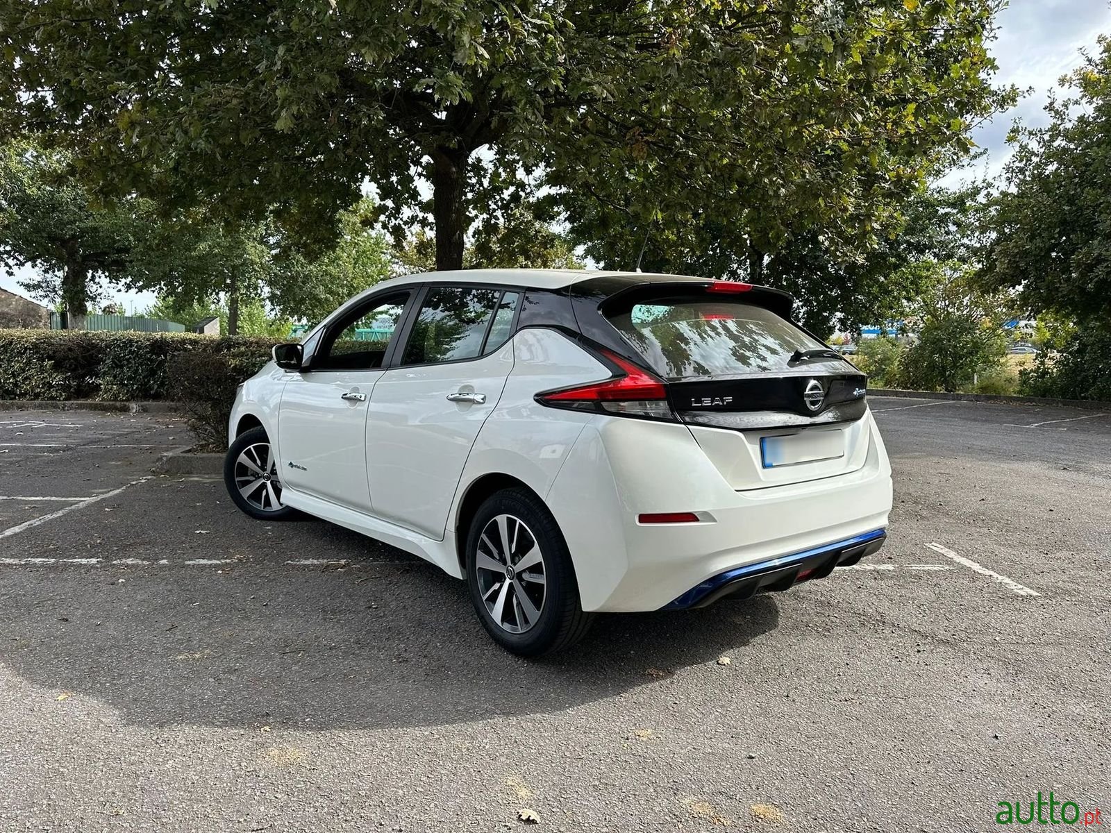 2020' Nissan Leaf photo #5
