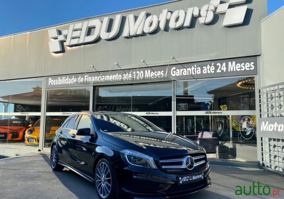 2015' Mercedes-Benz A-200 photo #1