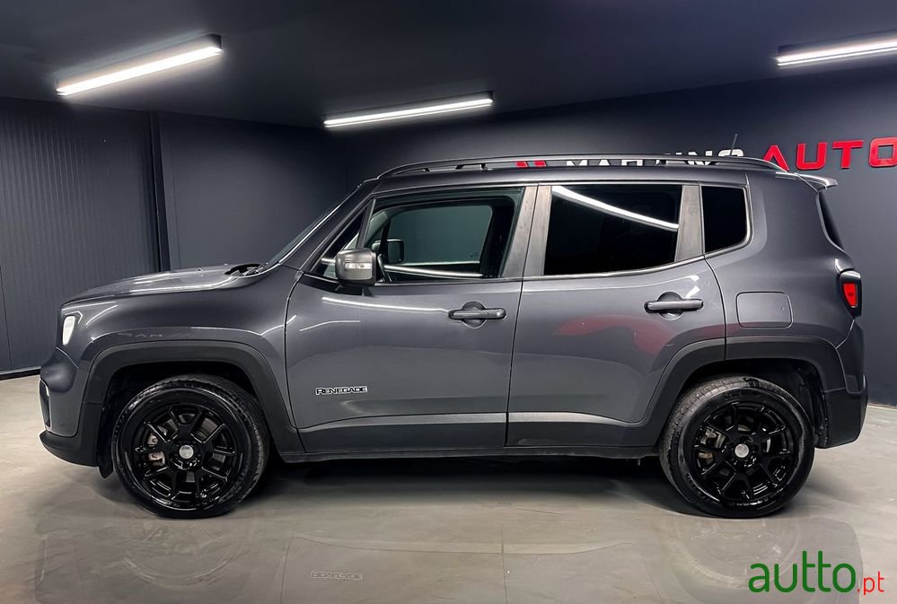 2021' Jeep Renegade photo #3