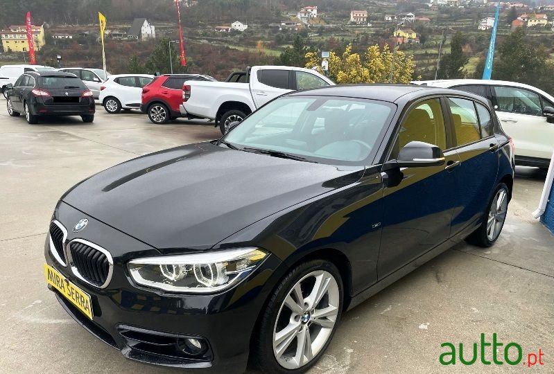 2015' BMW 120 Sport photo #3