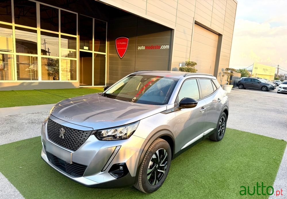 2023' Peugeot e-2008 50 Kwh Allure Pack photo #1