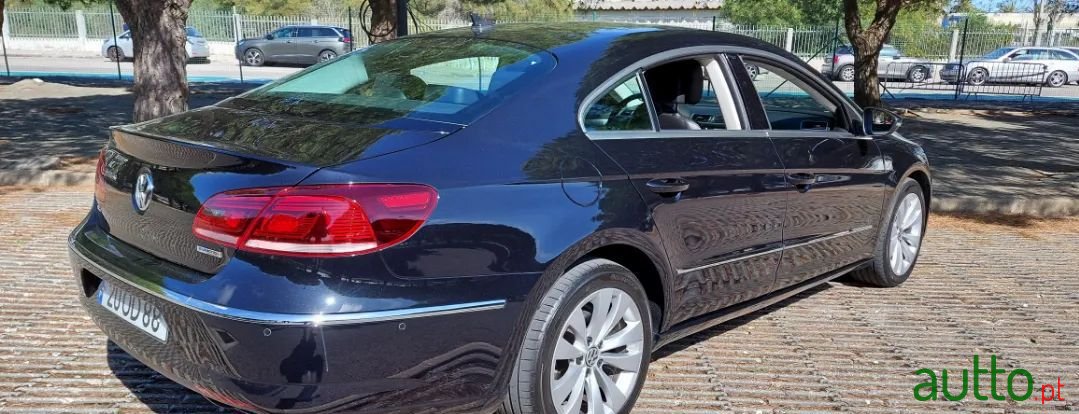 2013' Volkswagen photo #4