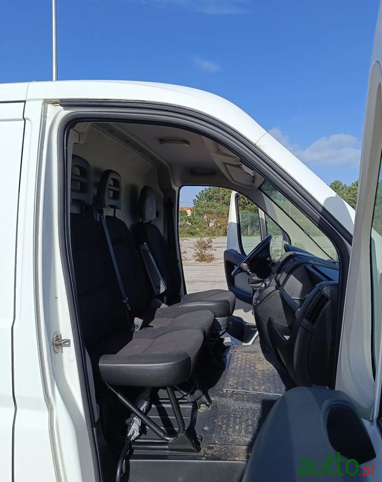 2015' Peugeot Boxer Luxus photo #5