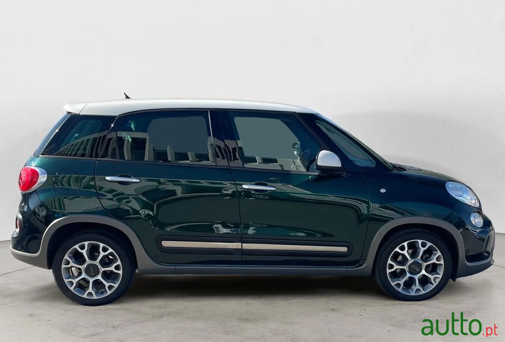 2015' Fiat 500L 1.6 Mj Trekking S&S photo #6