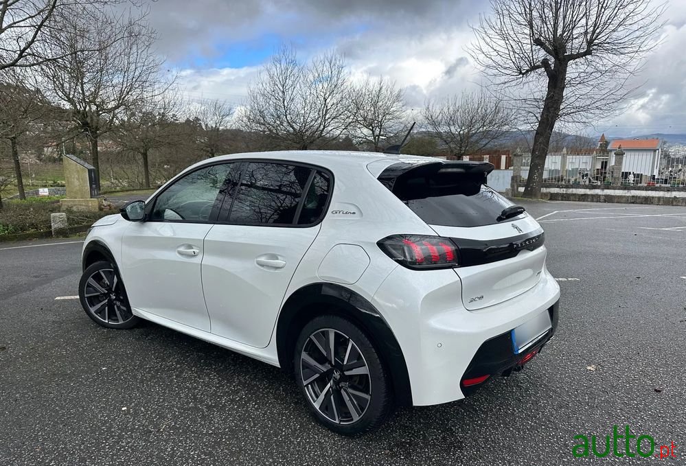 2020' Peugeot 208 photo #5