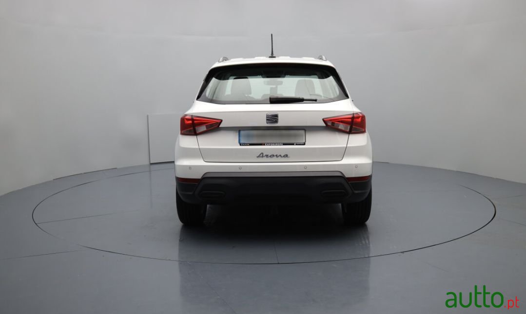 2022' SEAT Arona photo #5