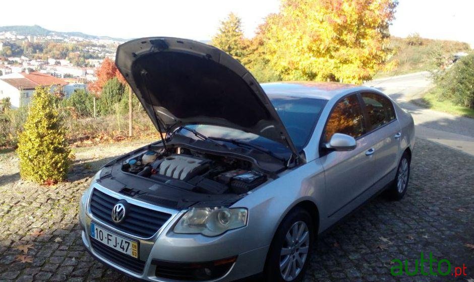 2008' Volkswagen Golf Variant photo #2