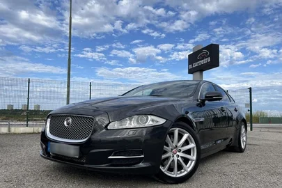 2014' Jaguar XJ