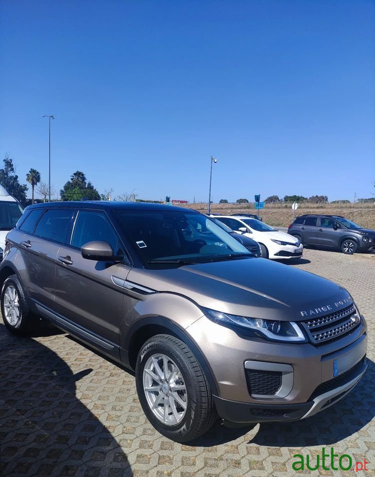 2017' Land Rover Range Rover Evoque photo #3