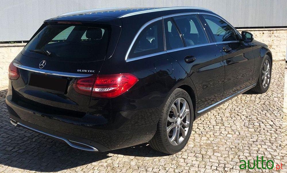 2015' Mercedes-Benz C-220 photo #3