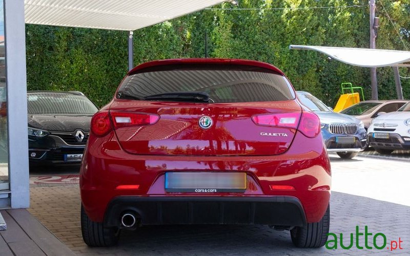 2019' Alfa Romeo Giulietta 1.6 Jtdm Sport photo #4