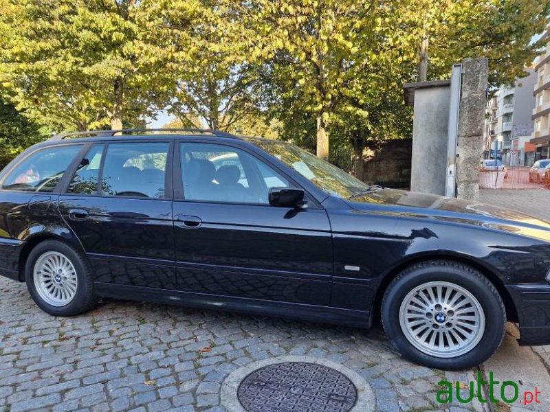 2001' BMW 520 photo #3