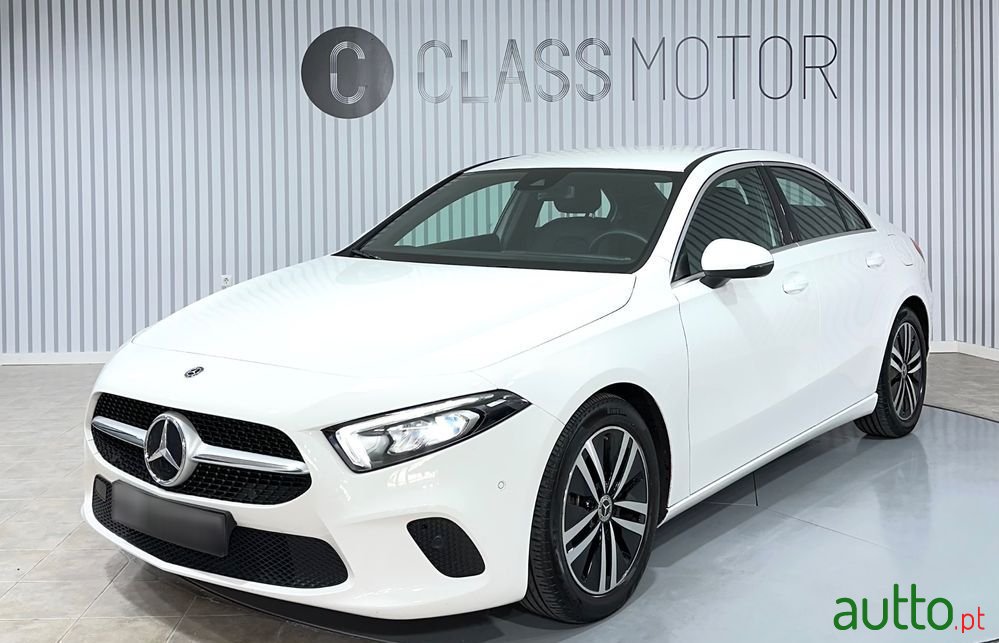 2020' Mercedes-Benz Classe A D Style Plus photo #1