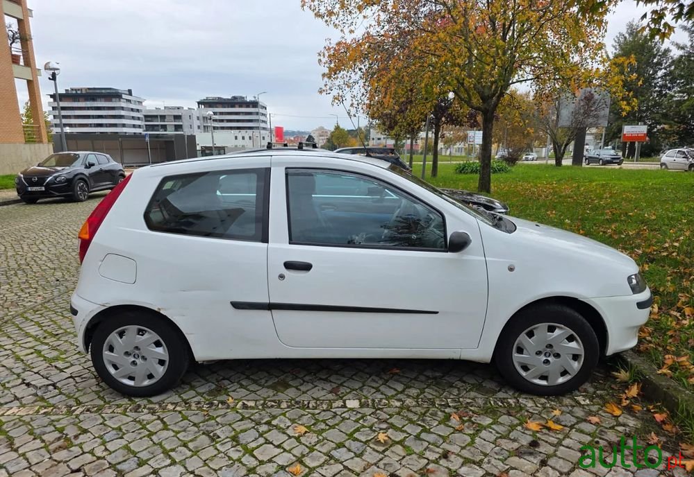 2002' Fiat Punto 1.2 60 Active photo #3