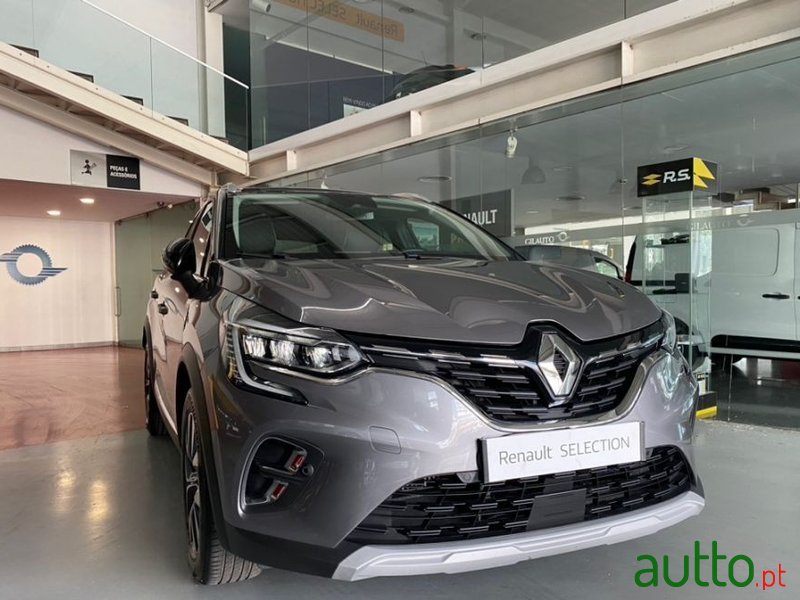 2021' Renault Captur photo #1