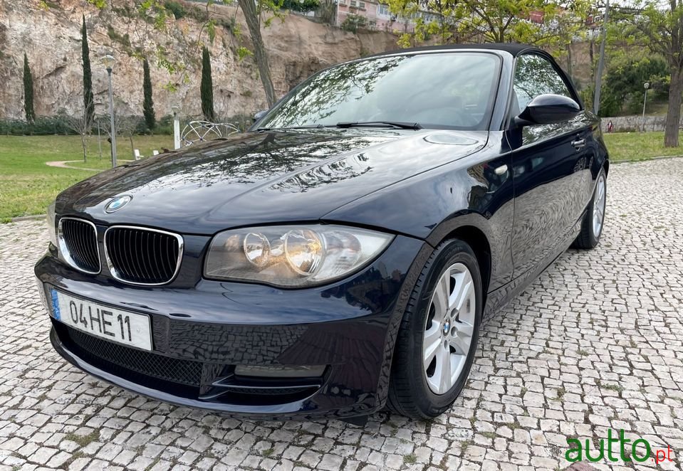 2009' BMW 120 photo #6