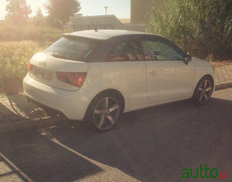 2012' Audi A1 1.6 Tdi Special Edition photo #1