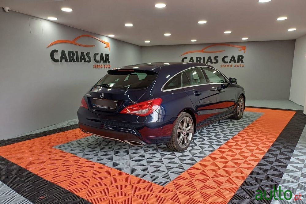 2017' Mercedes-Benz Classe Cla photo #5