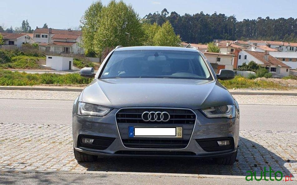 2013' Audi A4 Avant photo #5