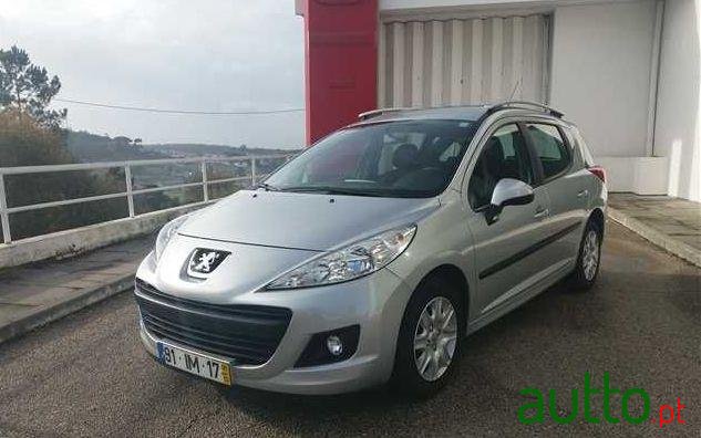 2009' Peugeot 207 Sw photo #2