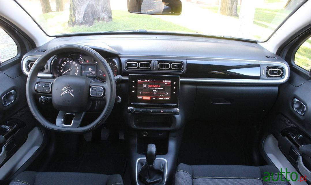 2022' Citroen C3 photo #5