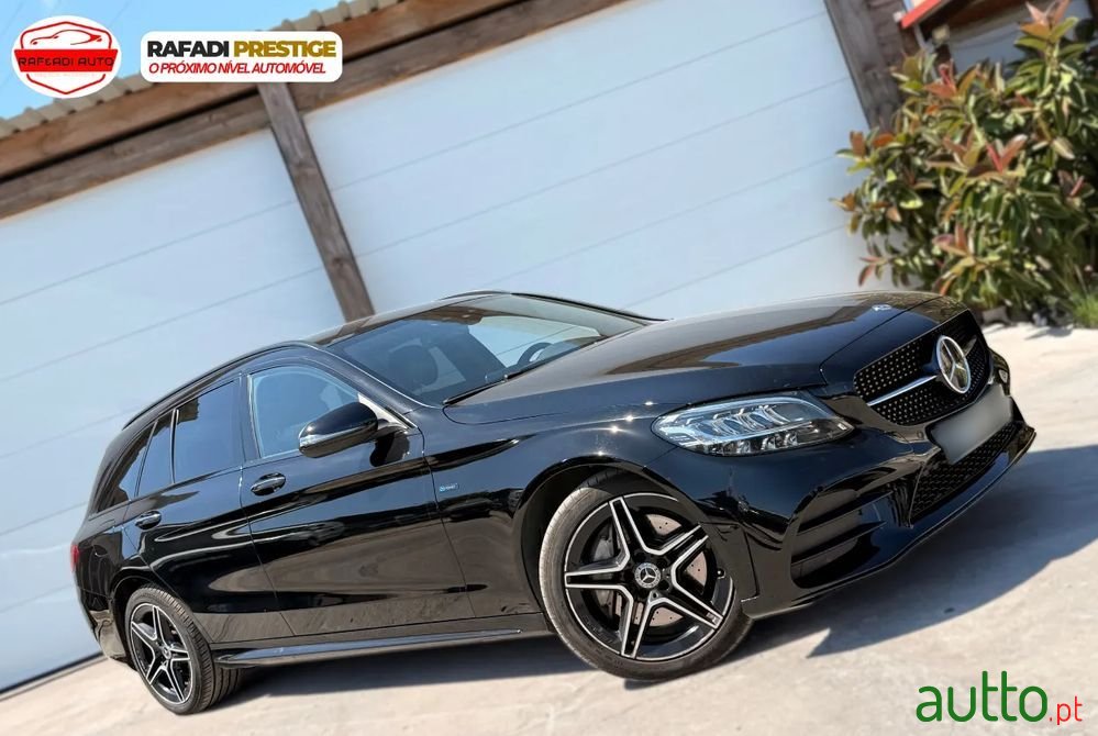 2020' Mercedes-Benz Classe C photo #1