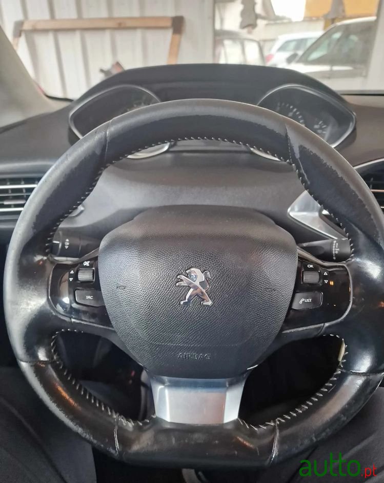 2015' Peugeot 308 Sw photo #5