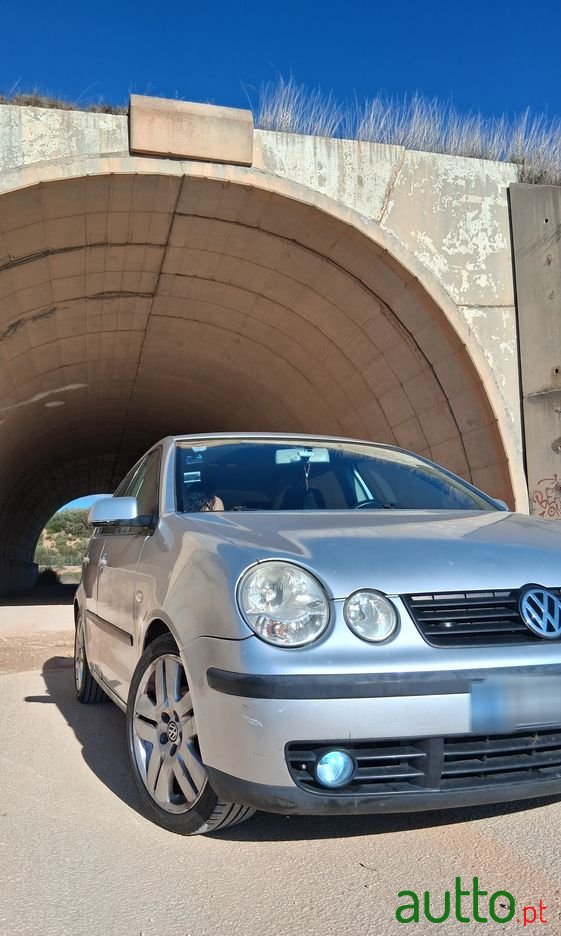2002' Volkswagen Polo 1.2 Highline photo #2