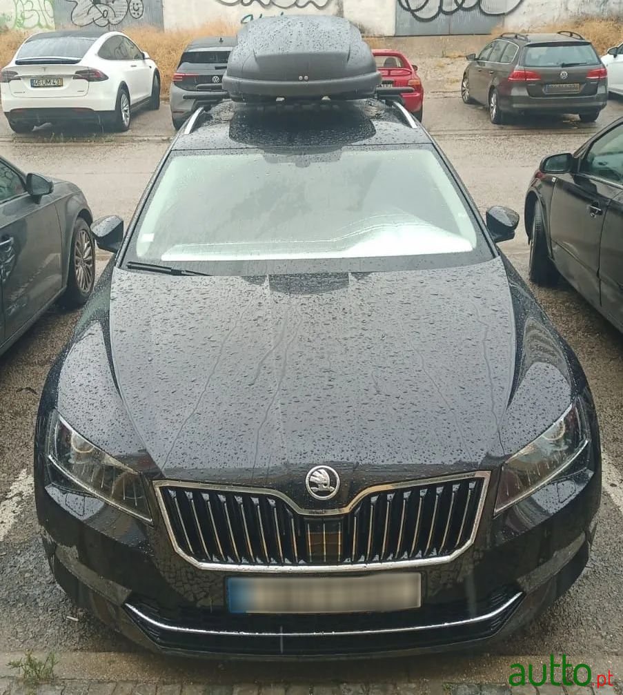 2017' Skoda Superb Break photo #1