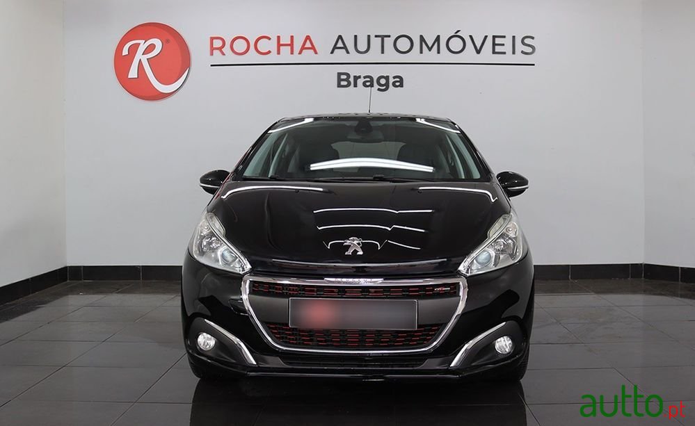 2015' Peugeot 208 photo #2