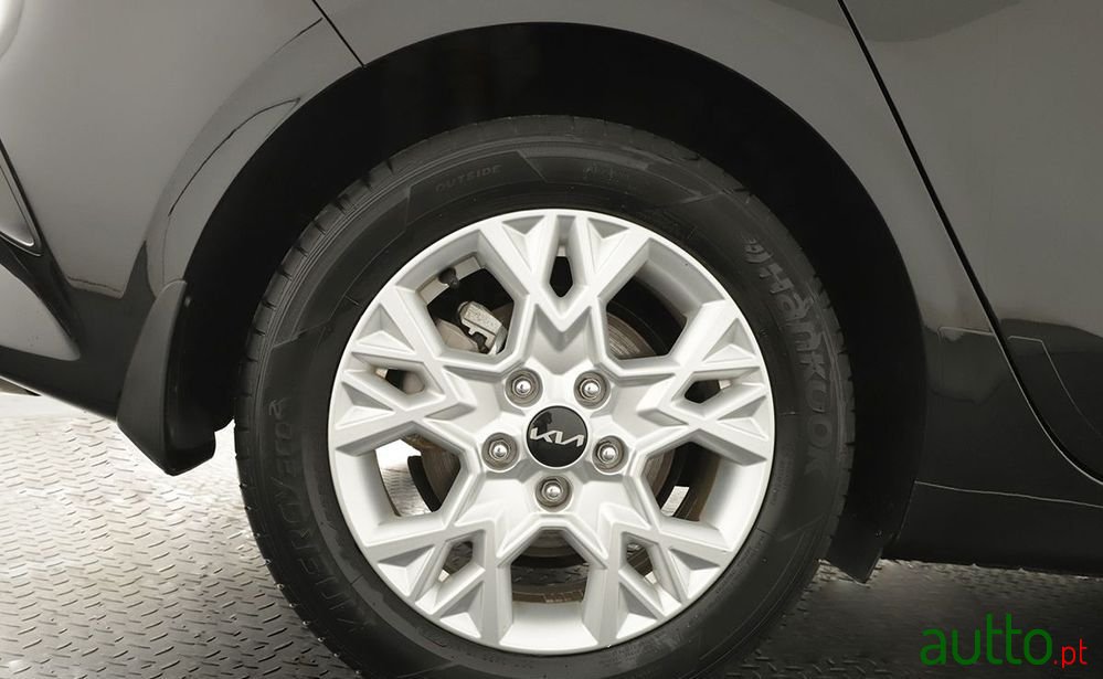 2022' Kia Ceed Sport photo #5