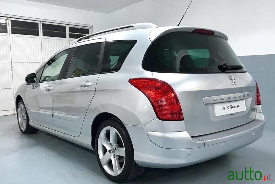 2008' Peugeot 308 Sw photo #2