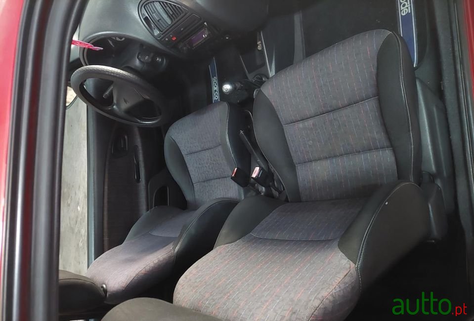 2000' Citroen Saxo photo #6